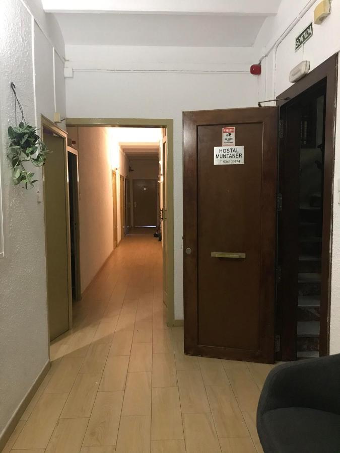 Hostal Muntaner Barselona Dış mekan fotoğraf
