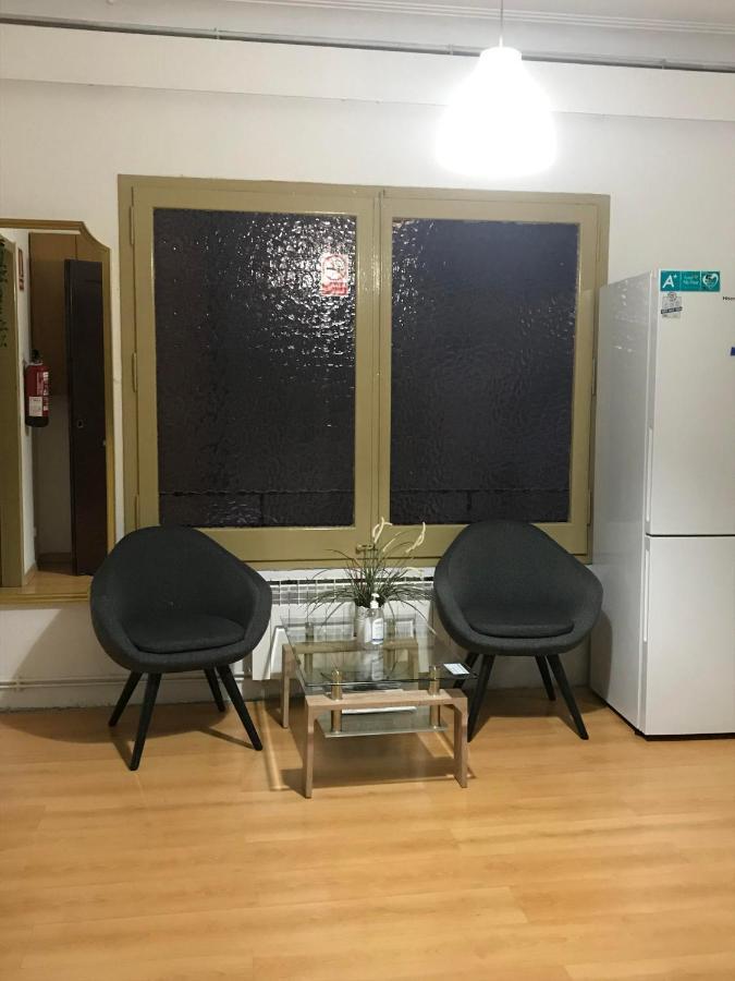 Hostal Muntaner Barselona Dış mekan fotoğraf
